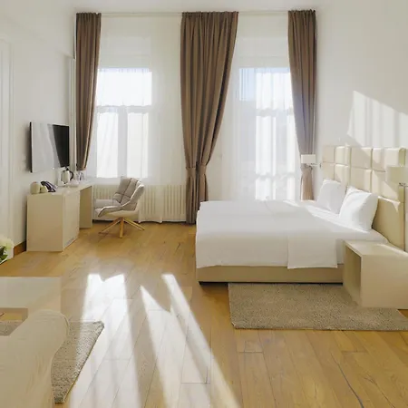 Maison d'hôtes Lanterna Center Novi Sad