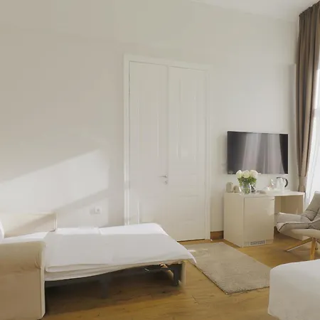 Lanterna Center 게스트하우스 노비사드