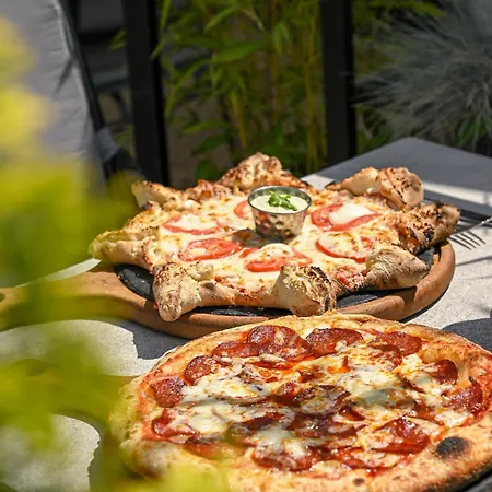 Pensionat Lanterna Center 4*