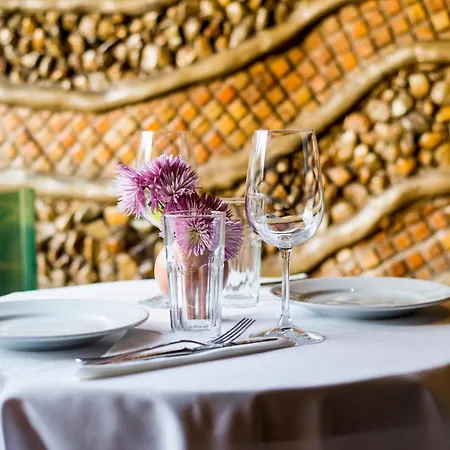 Pensionat Lanterna Center 4*